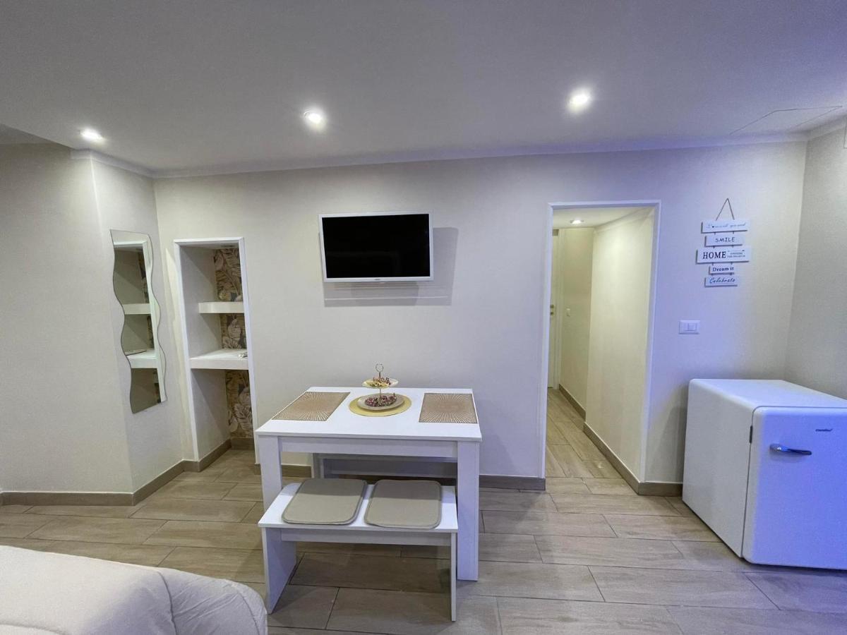 נאפולי La Dimora Dei Sogni Sedil Capuano Home Suite מראה חיצוני תמונה