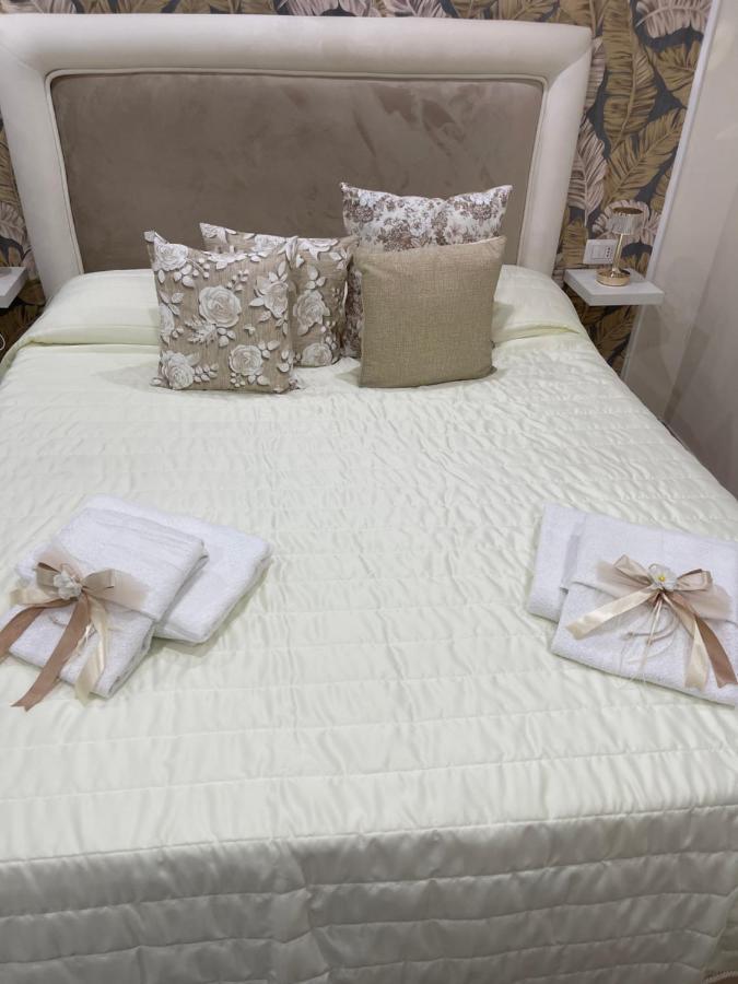 נאפולי La Dimora Dei Sogni Sedil Capuano Home Suite מראה חיצוני תמונה