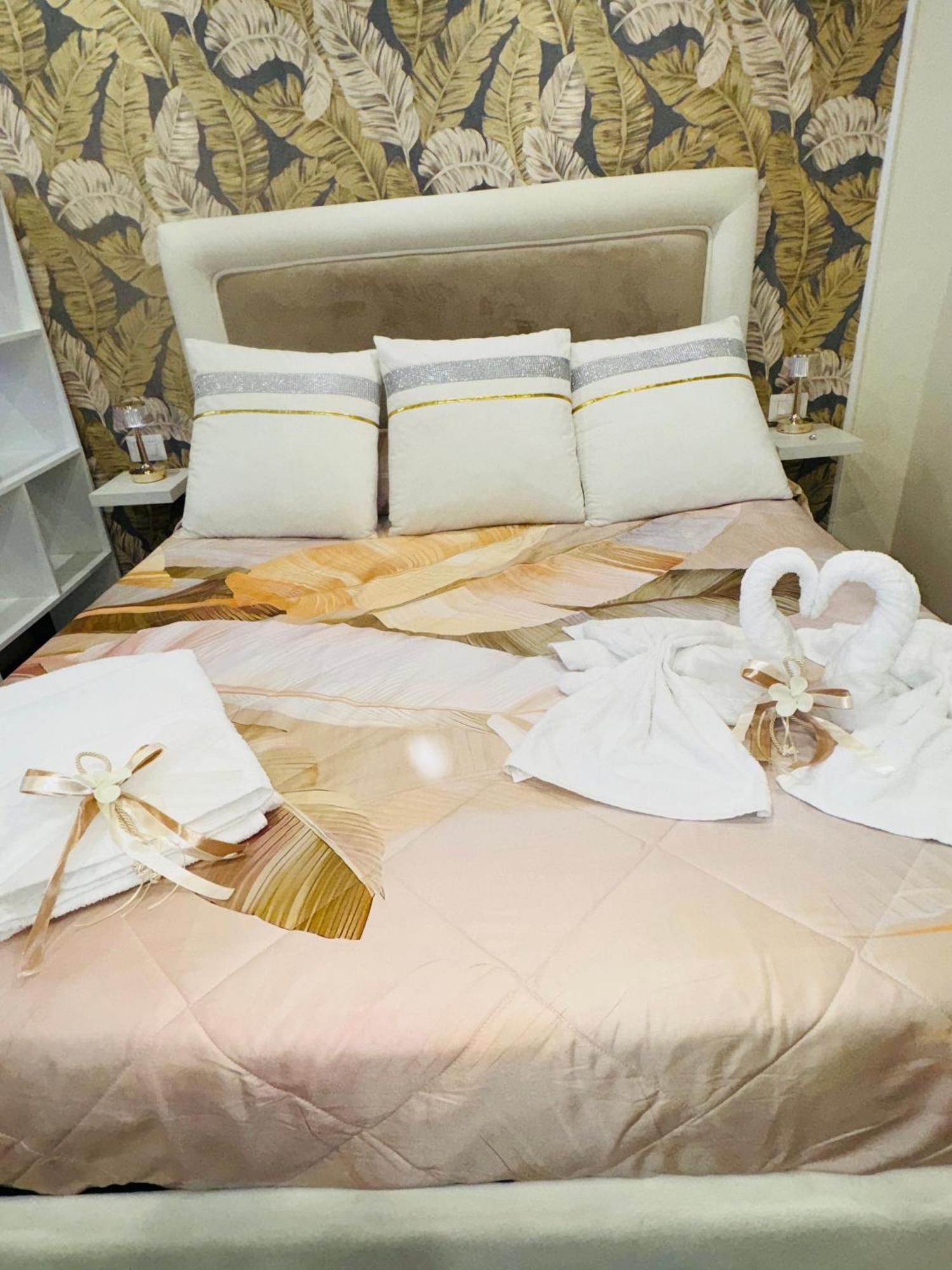 נאפולי La Dimora Dei Sogni Sedil Capuano Home Suite מראה חיצוני תמונה